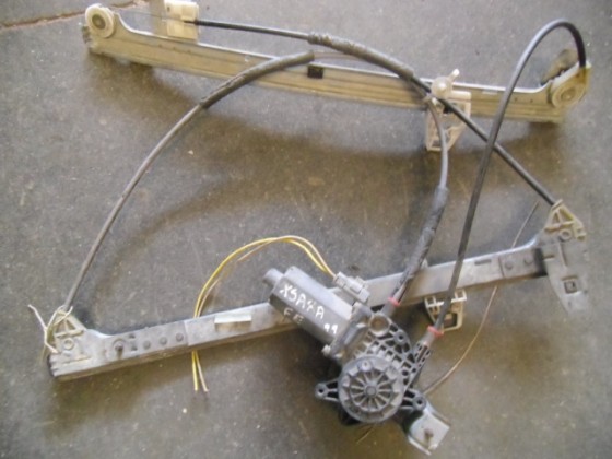 Elevador Vidro Frente Esq Eléctrico Citroen Xsara 1999 ev412